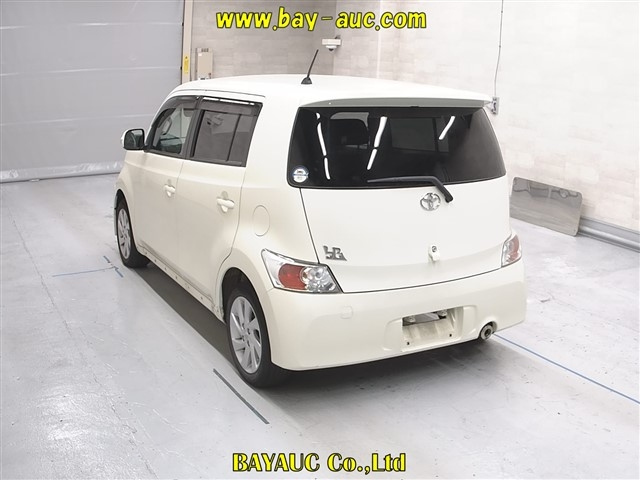 TOYOTA BB 2008