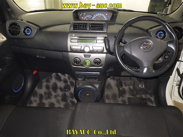 TOYOTA BB 2008