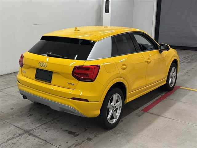AUDI Q2 2017