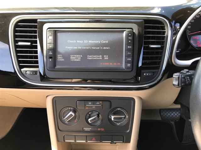 VOLKSWAGEN THE BEETLE 2014