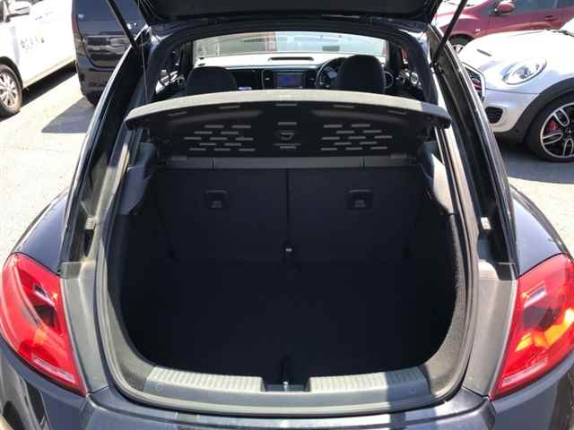 VOLKSWAGEN THE BEETLE 2012