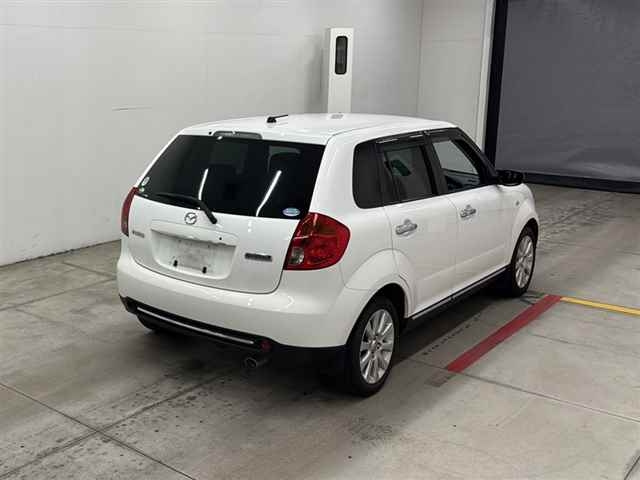 MAZDA VERISA 2008