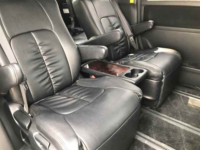 TOYOTA VELLFIRE 2012