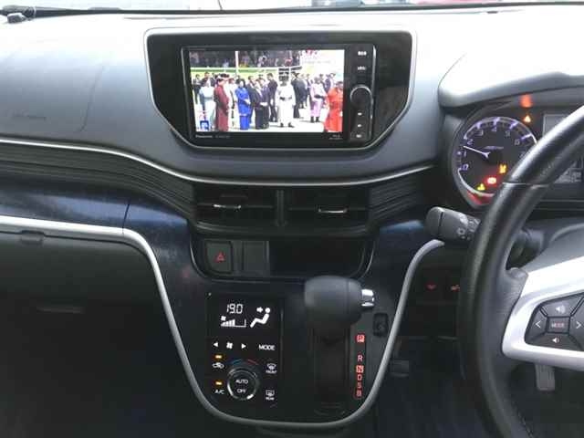 DAIHATSU MOVE 2015