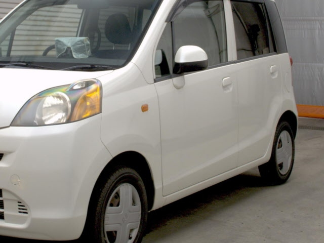 HONDA LIFE 2010