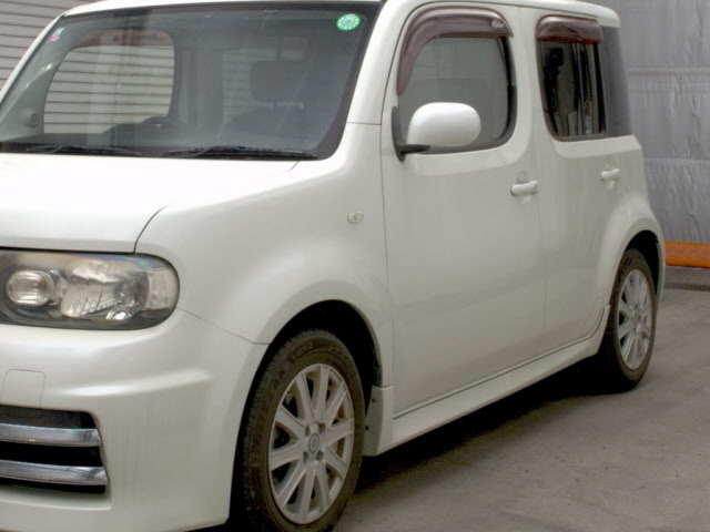 NISSAN CUBE 2009