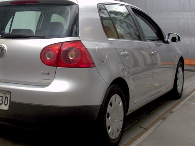 VOLKSWAGEN GOLF 2008
