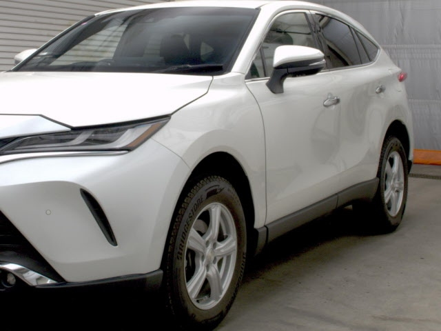 TOYOTA HARRIER 2022