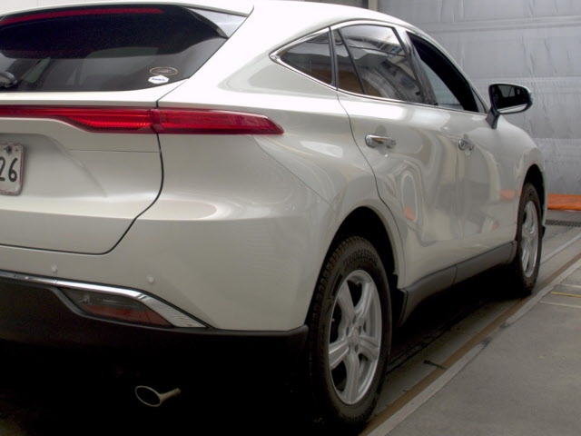 TOYOTA HARRIER 2022