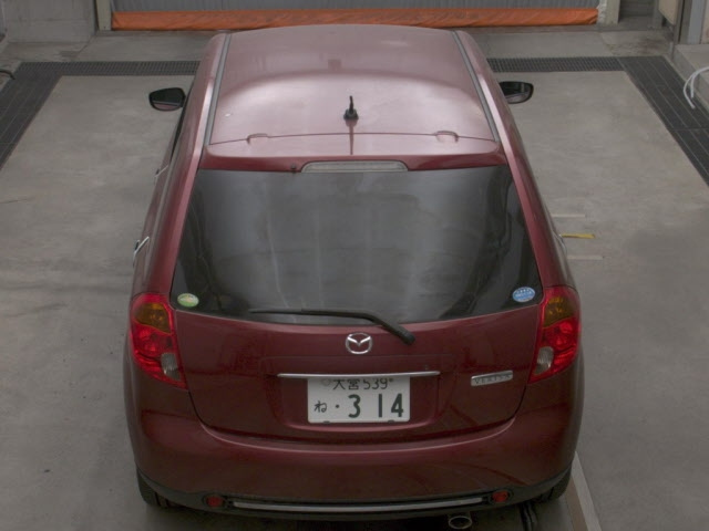 MAZDA VERISA 2011