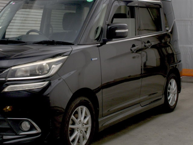 MITSUBISHI DELICA D2 2016