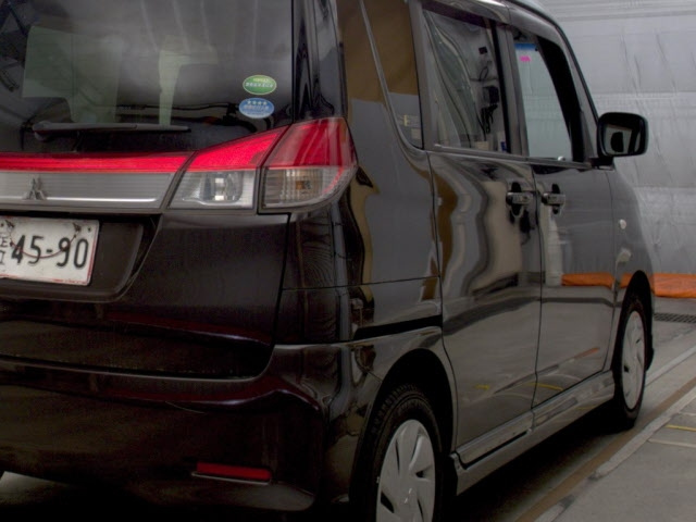 MITSUBISHI DELICA D2 2015
