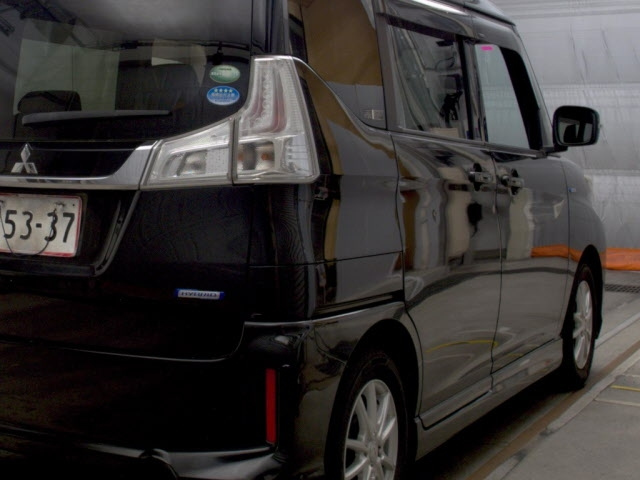 MITSUBISHI DELICA D2 2016