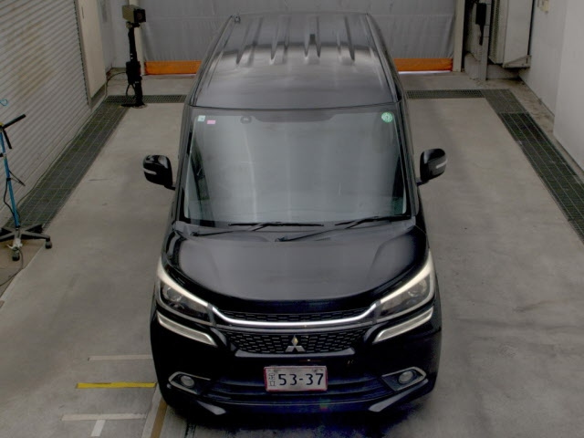 MITSUBISHI DELICA D2 2016