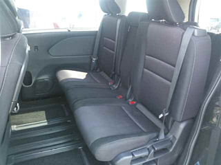 NISSAN SERENA 2019