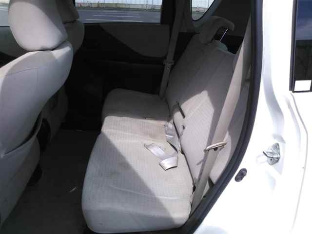 TOYOTA RACTIS 2010