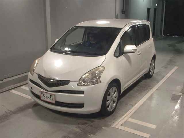 TOYOTA RACTIS 2010