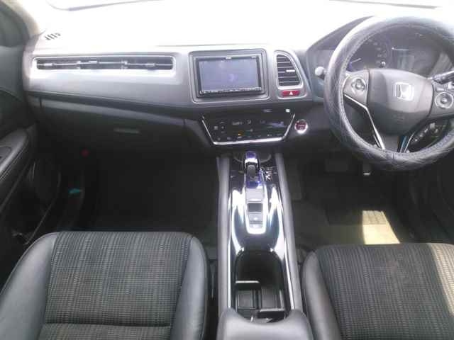 HONDA VEZEL 2015