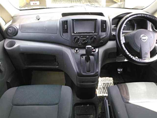 NISSAN NV200 2010