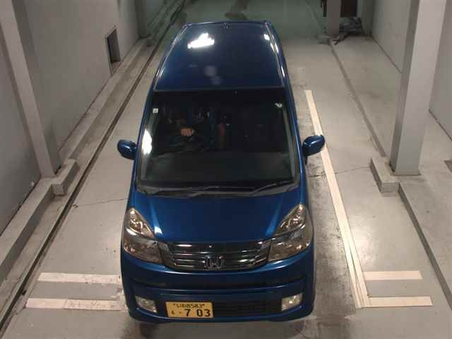 HONDA LIFE 2011