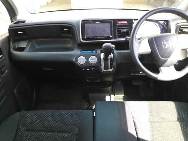 HONDA LIFE 2011