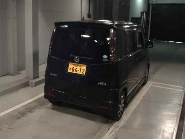 NISSAN ROOX 2010