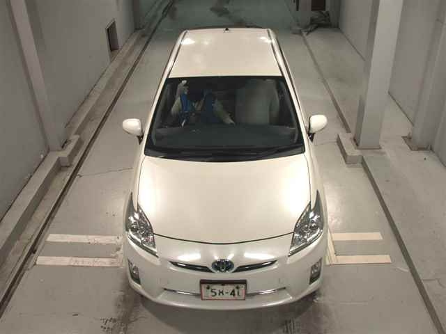 TOYOTA PRIUS 2011