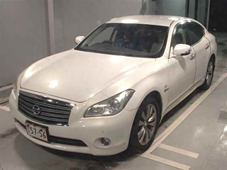 NISSAN FUGA 2013
