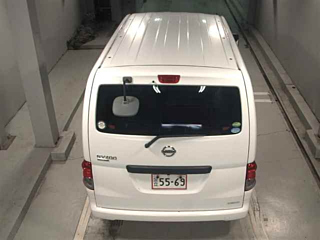 NISSAN NV200 2019