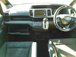 HONDA STEP WAGON 2011