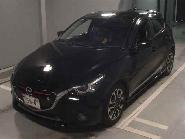 MAZDA DEMIO 2016
