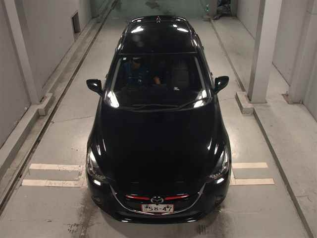 MAZDA DEMIO 2016