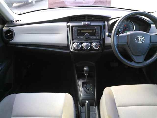 TOYOTA COROLLA AXIO 2013