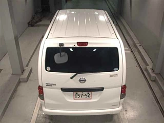NISSAN NV200 2021