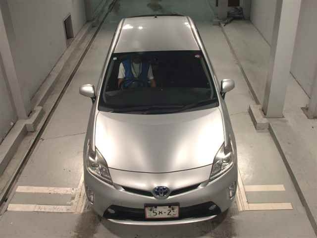 TOYOTA PRIUS 2012