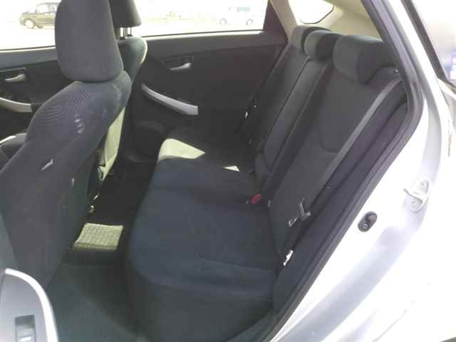 TOYOTA PRIUS 2012