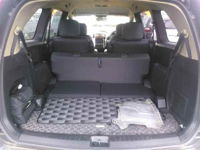 NISSAN PRESAGE 2008