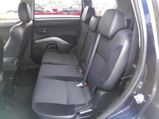 MITSUBISHI OUTLANDER 2009