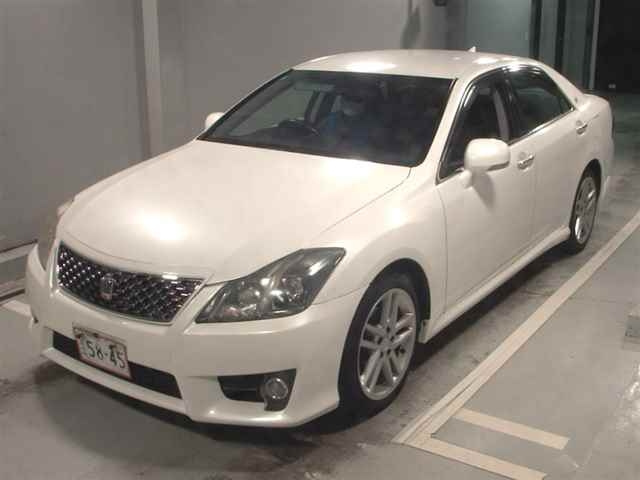 TOYOTA CROWN 2010
