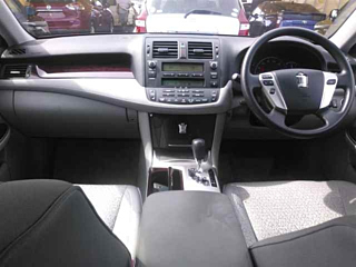 TOYOTA CROWN 2011