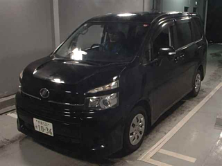 TOYOTA VOXY 2012