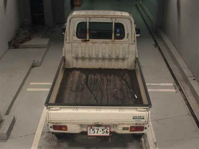 DAIHATSU HIJET TRUCK 2011