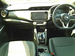 NISSAN KIX 2021