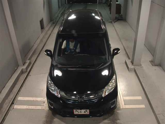 HONDA FREED 2014