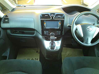 NISSAN SERENA 2014