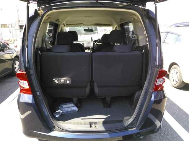 HONDA FREED 2010