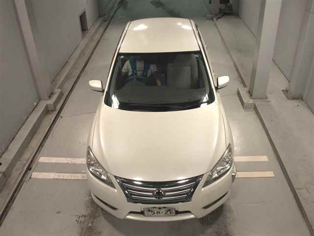 NISSAN SYLPHY 2016