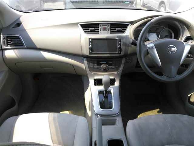 NISSAN SYLPHY 2016