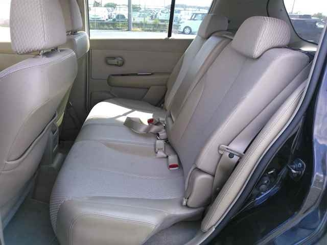 NISSAN TIIDA 2009