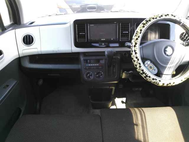 SUZUKI MRWAGON 2012